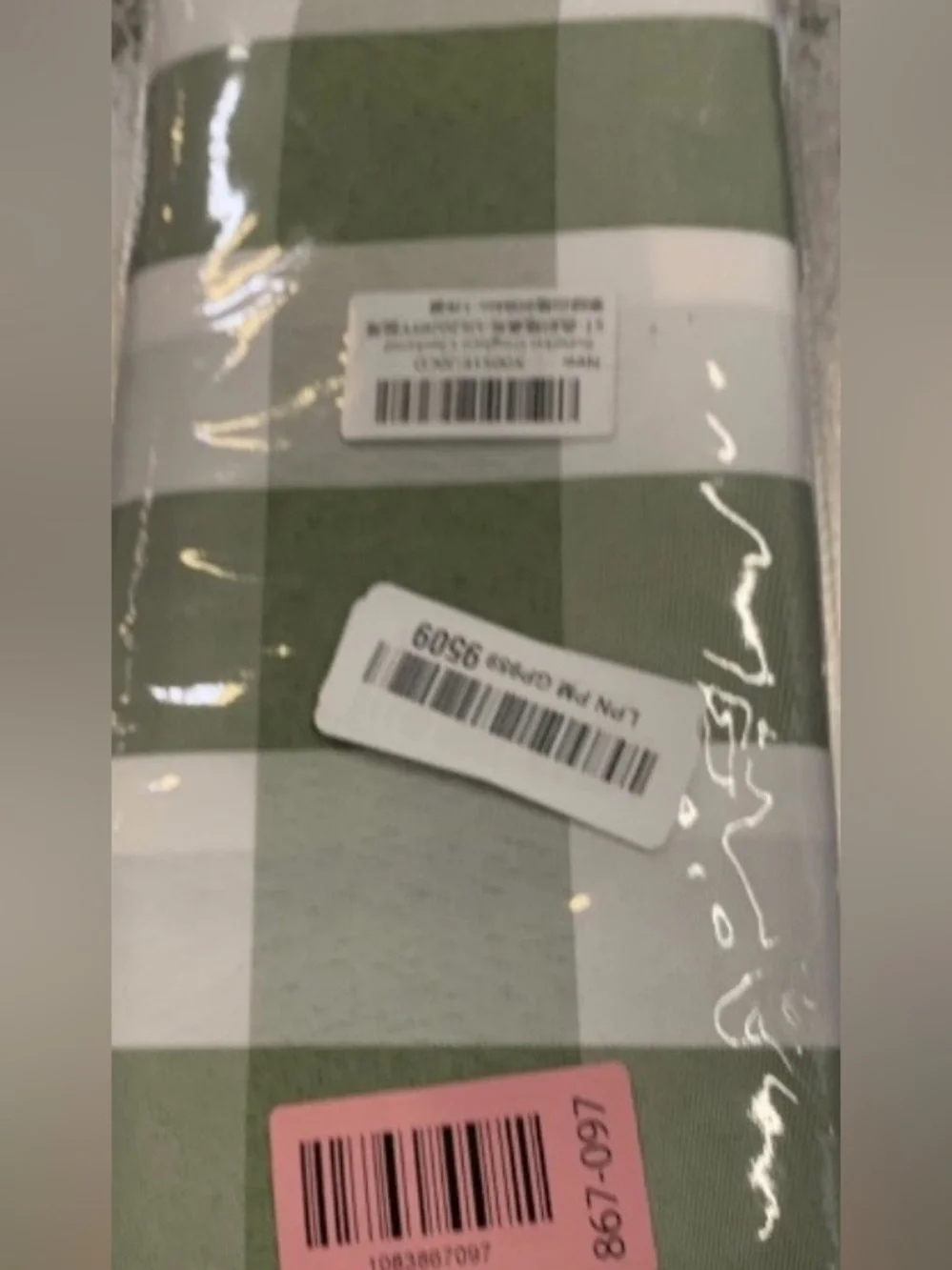 Gingham Tablecloth Wrinkle-Resistant Rectangular 60x84”SAGE GREEN